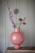 vaas-metaal-groot-oud-roze-31.5x42-cm-pip-studio-wonen