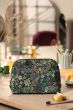 coby-cosmetic-bag-triangle-medium-tutti-i-fiori-green-24-17x-pip-studio