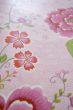 Wallpaper-non-woven-relief-flower-print-pink-pip-studio-birds-in-paradise