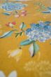 wallpaper-non-woven-vinyl-flower-print-yellow-pip-studio-good-evening